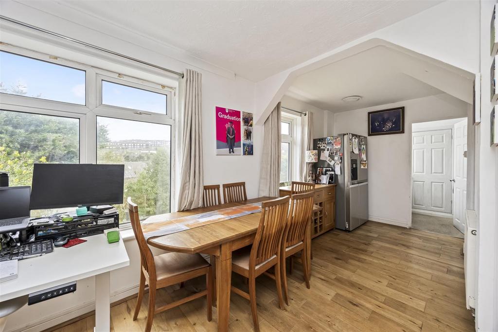 Living/Dining Room