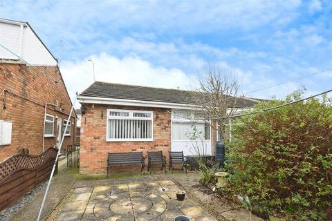 2 bedroom semi-detached bungalow for sale, Croft View, Sutton-On-Hull, Hull