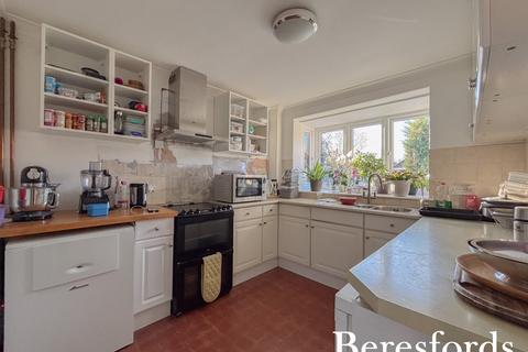undefined, Irvine Gardens, South Ockendon, RM15