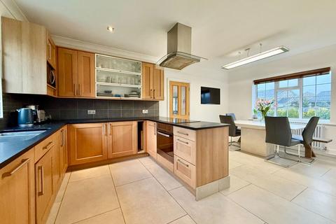 undefined, Boston Spa, Slade Close, LS23