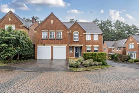 undefined, Vicarage Close, Colgate, Horsham
