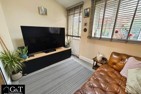 undefined, Commonside, Brierley Hill