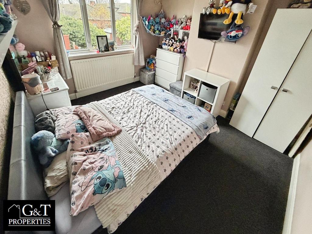 Second bedroom