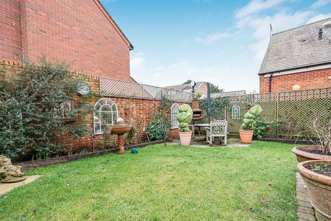 4 bedroom end of terrace house for sale, Miller Close, Redbourn, AL3