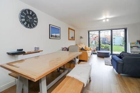 5 bedroom townhouse for sale, Grand Union Way, Kings Langley, WD4