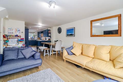 5 bedroom townhouse for sale, Grand Union Way, Kings Langley, WD4