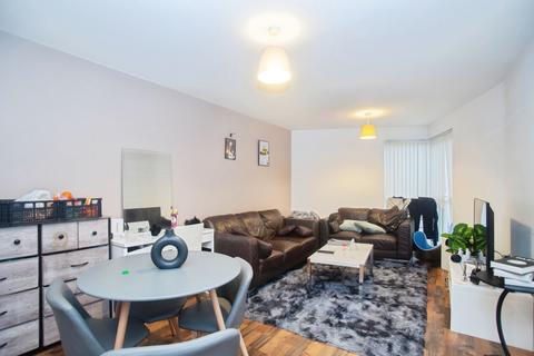 2 bedroom apartment for sale, Sillavan Way, Salford M3