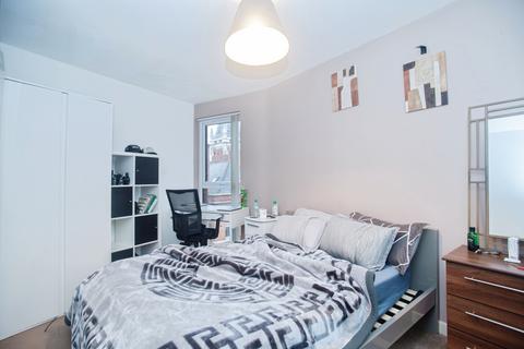 2 bedroom apartment for sale, Sillavan Way, Salford M3