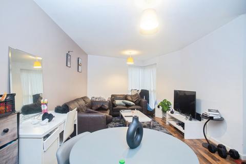 2 bedroom apartment for sale, Sillavan Way, Salford M3