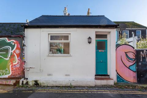 undefined, Trafalgar Lane, Brighton, BN1