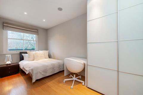 2 bedroom flat to rent, Cornwall Gardens, London, SW7