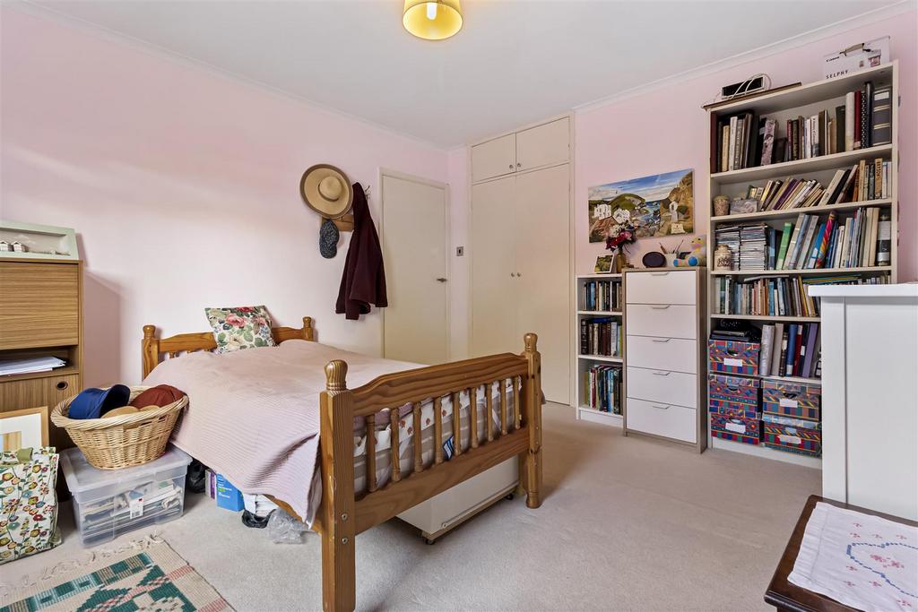 19 Dorchester Gardens-010.JPG