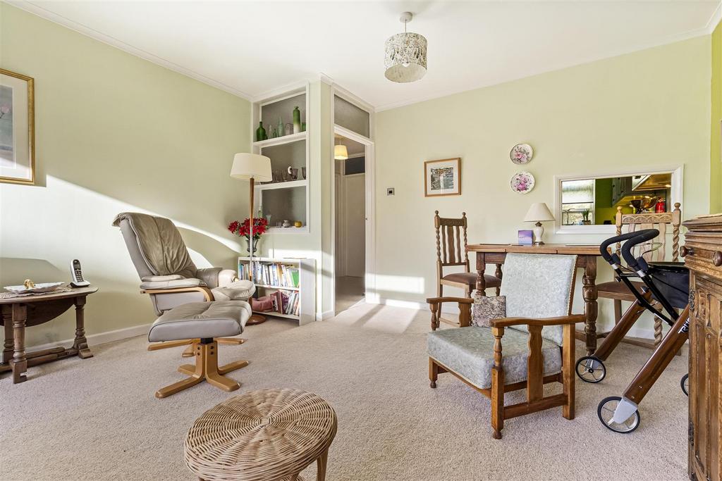 19 Dorchester Gardens-002.JPG