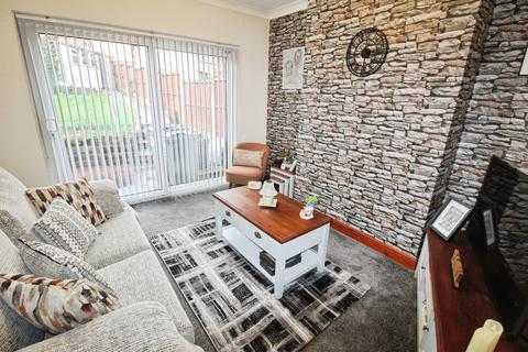 3 bedroom semi-detached house for sale, Moat Lane, Birmingham B26