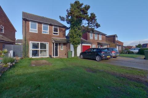 3 bedroom detached house to rent, Cuckoo Lane, Fareham PO14