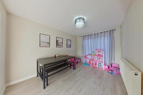 3 bedroom detached house to rent, Cuckoo Lane, Fareham PO14