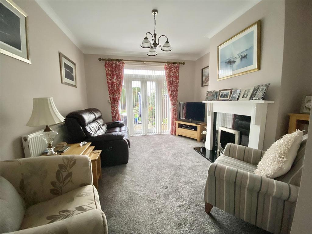 134 Monkmoor rd-16.jpg