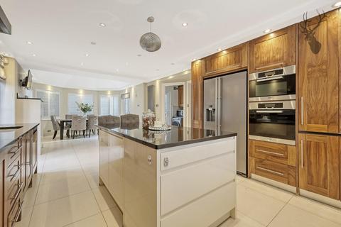 5 bedroom detached house for sale, Epping Road, North Weald, Epping