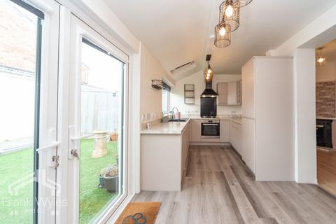 3 bedroom terraced house for sale, Curzon Road, Lytham St. Annes, Lancashire