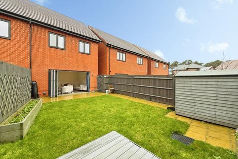 undefined, Paddock Way, Crowthorne, Berkshire