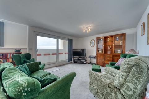 2 bedroom flat for sale, A12, Coastal Point, 647 - 655 New South Promenade, Blackpool, Lancashire