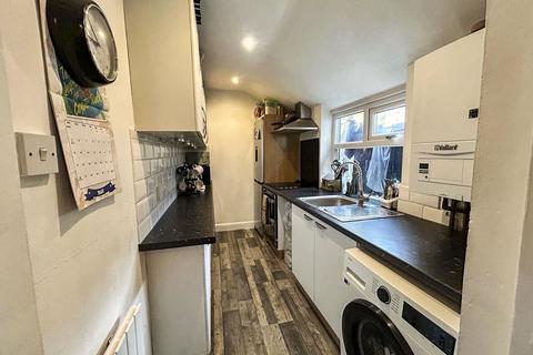 undefined, Manor Street, Leicestershire LE18