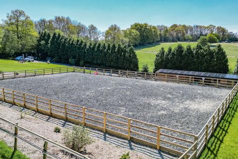 Equestrian property for sale, Hartley