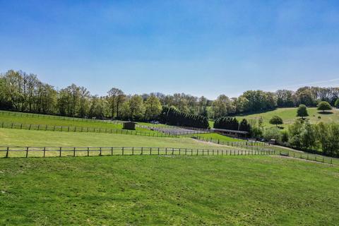 Equestrian property for sale, Hartley