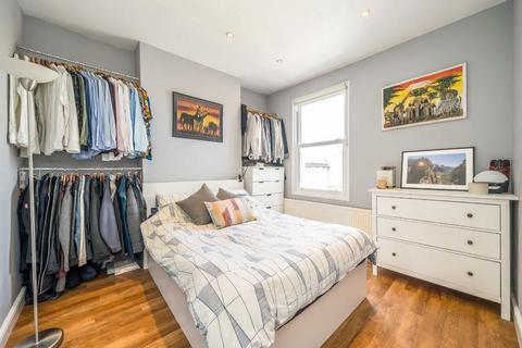 2 bedroom flat for sale, Arlesford Road, London SW9