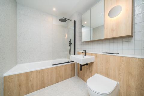 undefined, Coombe Road, New Malden KT3