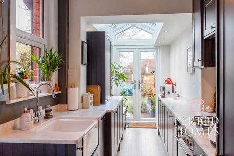 2 bedroom terraced house for sale, North Road Avenue, Brentwood, CM14