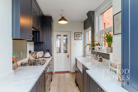 2 bedroom terraced house for sale, North Road Avenue, Brentwood, CM14
