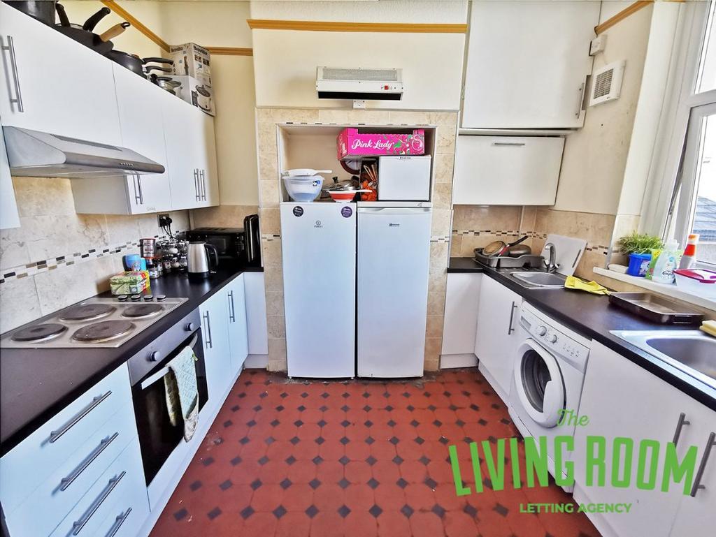 Kitchen 3
