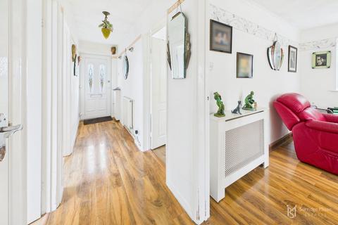 2 bedroom detached bungalow for sale, Westfield Road, Eastbourne BN21