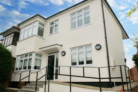 undefined, Abbs Cross Lane, Hornchurch, RM12