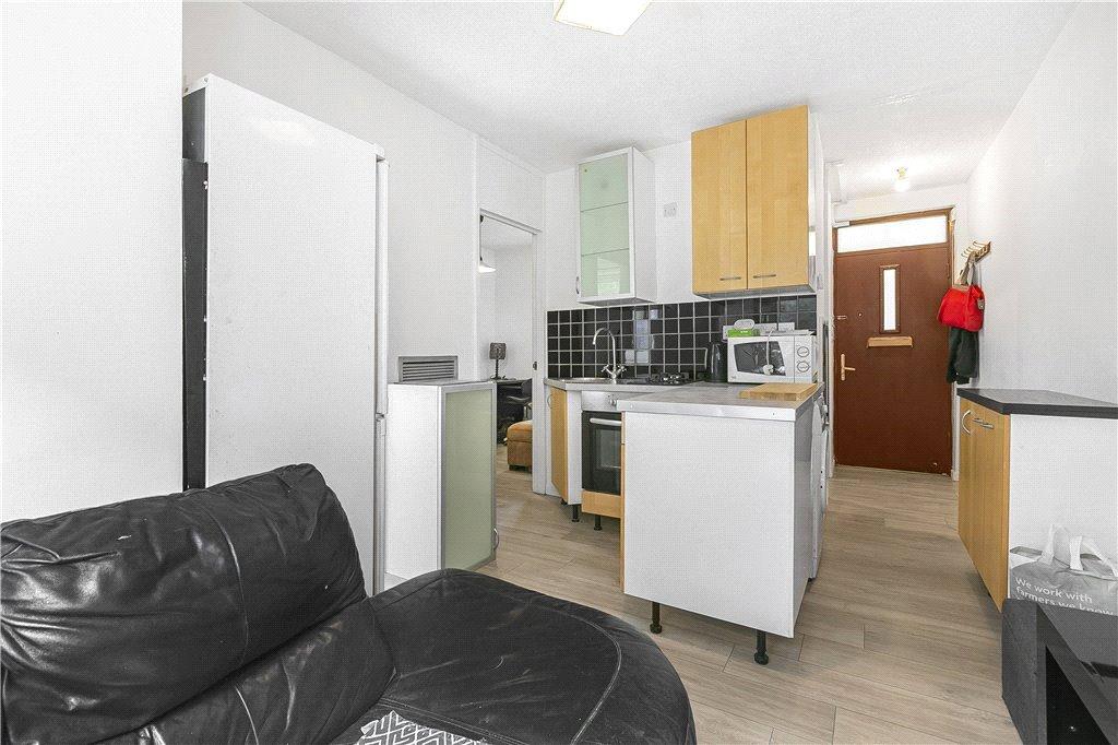 Kitchen/Reception