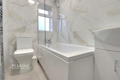 undefined, Greenford, UB6