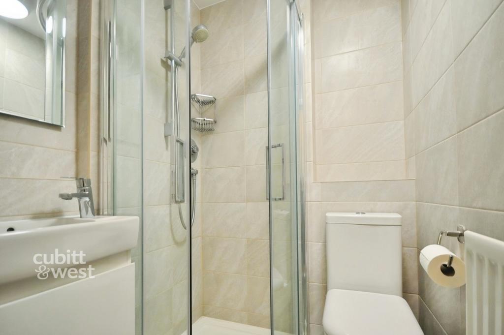 62ef408e-En-suite