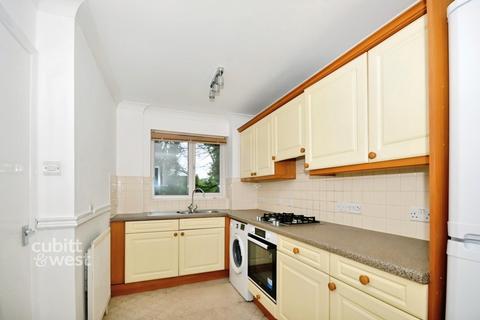 2 bedroom apartment to rent, Westmoreland Road, Bromley BR2