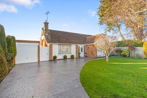 2 bedroom detached bungalow for sale, Hazelmead Drive, East Preston, BN16