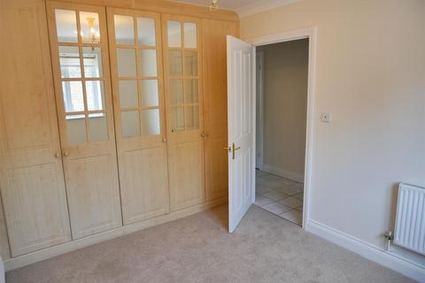 2 bedroom terraced bungalow for sale, Edreds Court, Calne