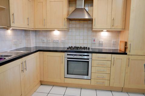 2 bedroom terraced bungalow for sale, Edreds Court, Calne