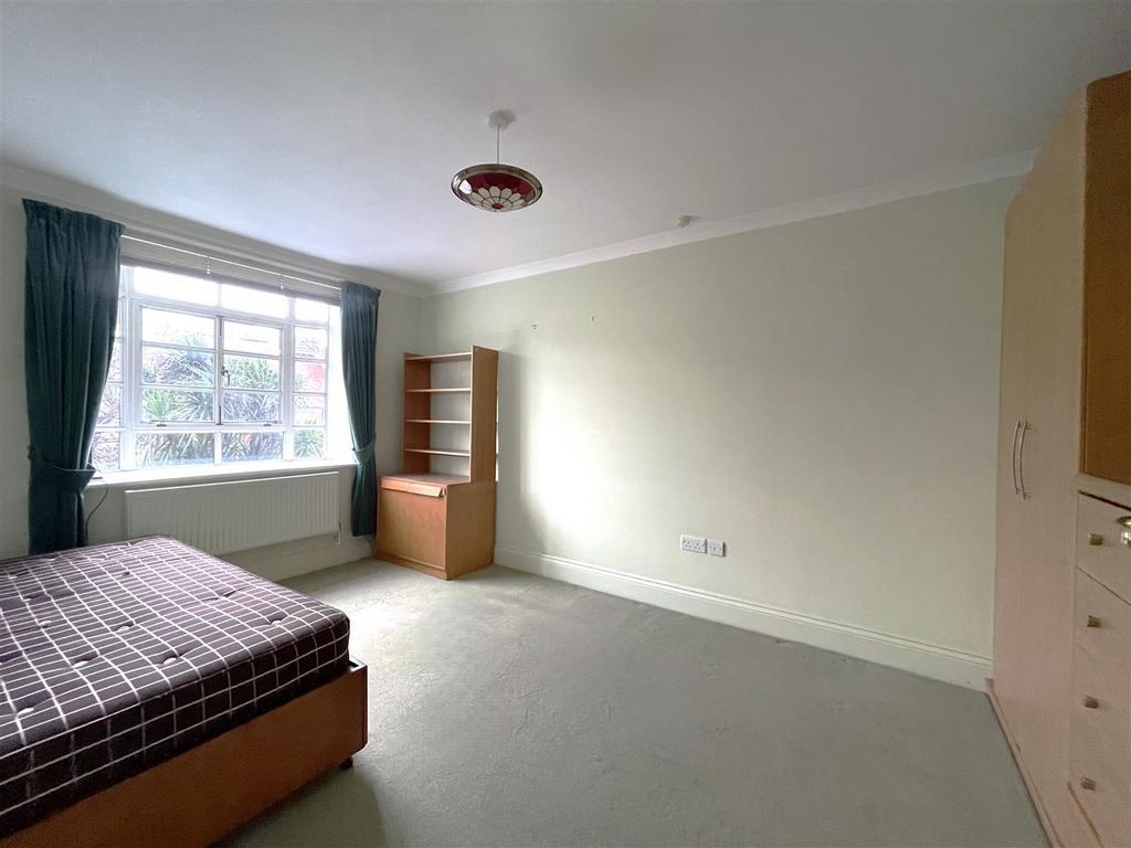 Bedroom.jpeg