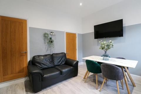4 bedroom house to rent, Carberry Place, LEEDS, WEST YORKSHIRE