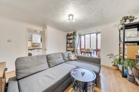 2 bedroom apartment for sale, Kirk Rise, Sutton SM1