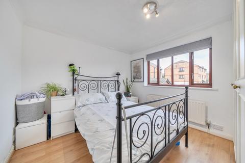 2 bedroom apartment for sale, Kirk Rise, Sutton SM1