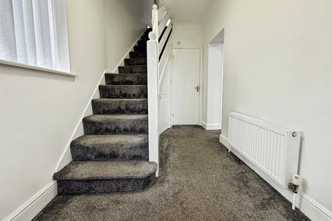 3 bedroom end of terrace house for sale, The Broadway, Minster On Sea ME12