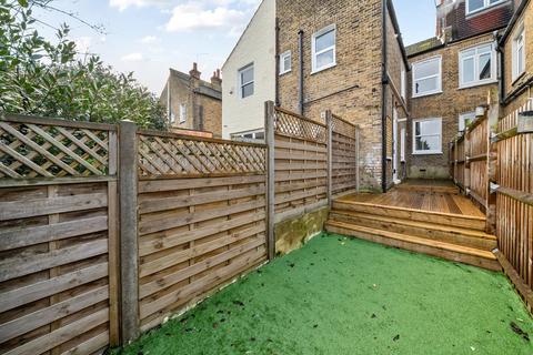 2 bedroom flat for sale, Moyser Road, Furzedown, London, SW16