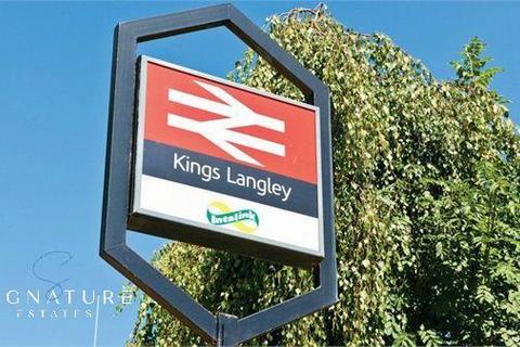 undefined, Pinnacle House, Kings Langley
