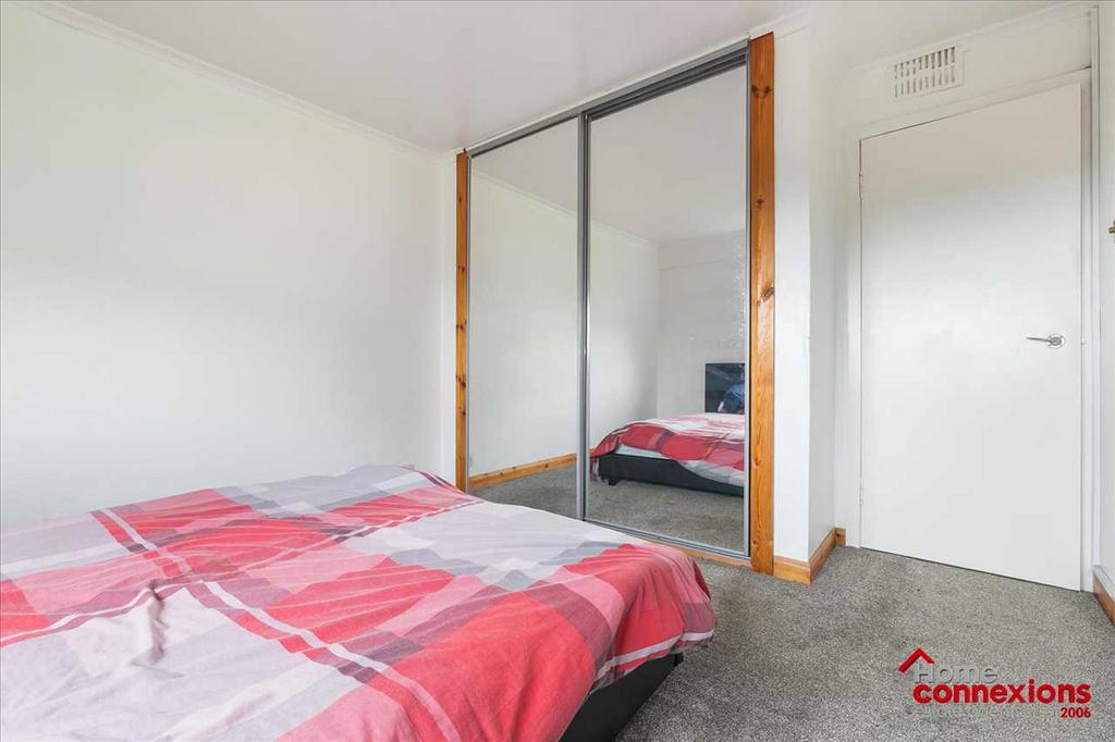 Bedroom One (2)